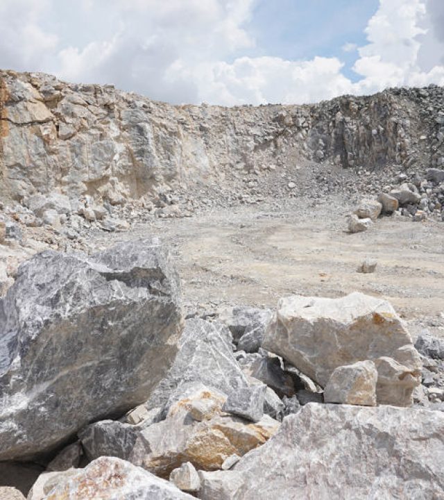 quarry-614346662